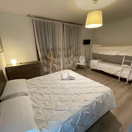 Πανσιόν Bellini With Private Bathroom 3*
