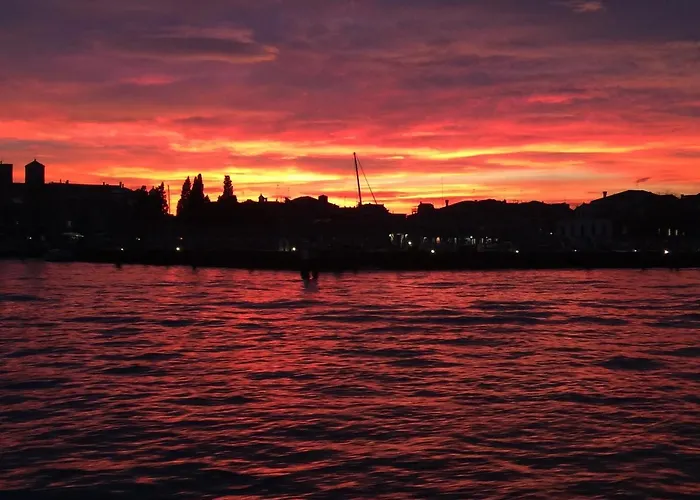 Bellini With Private Bathroom 3*