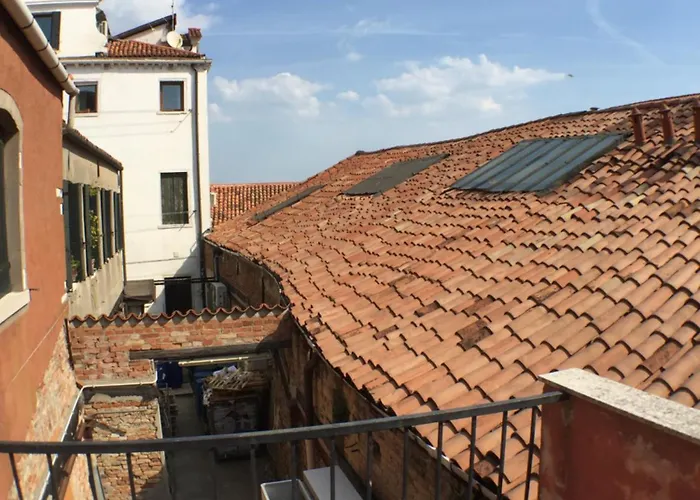 Guest house Bellini With Private Bathroom 3*